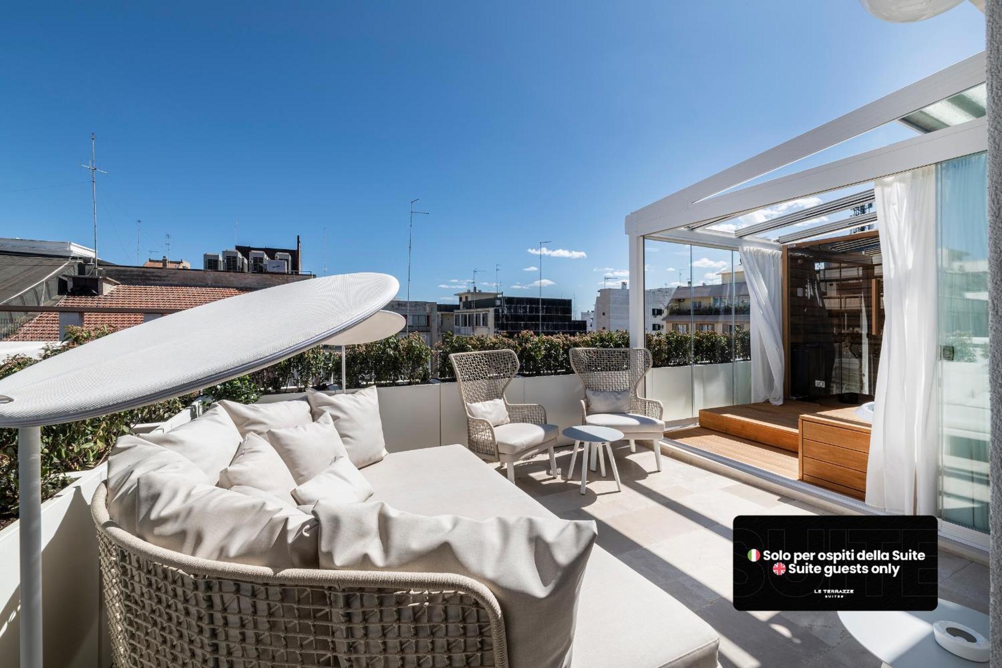 Le Terrazze Suites Bari Exterior foto